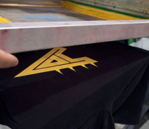 Arcade-screen-printing-process-9
